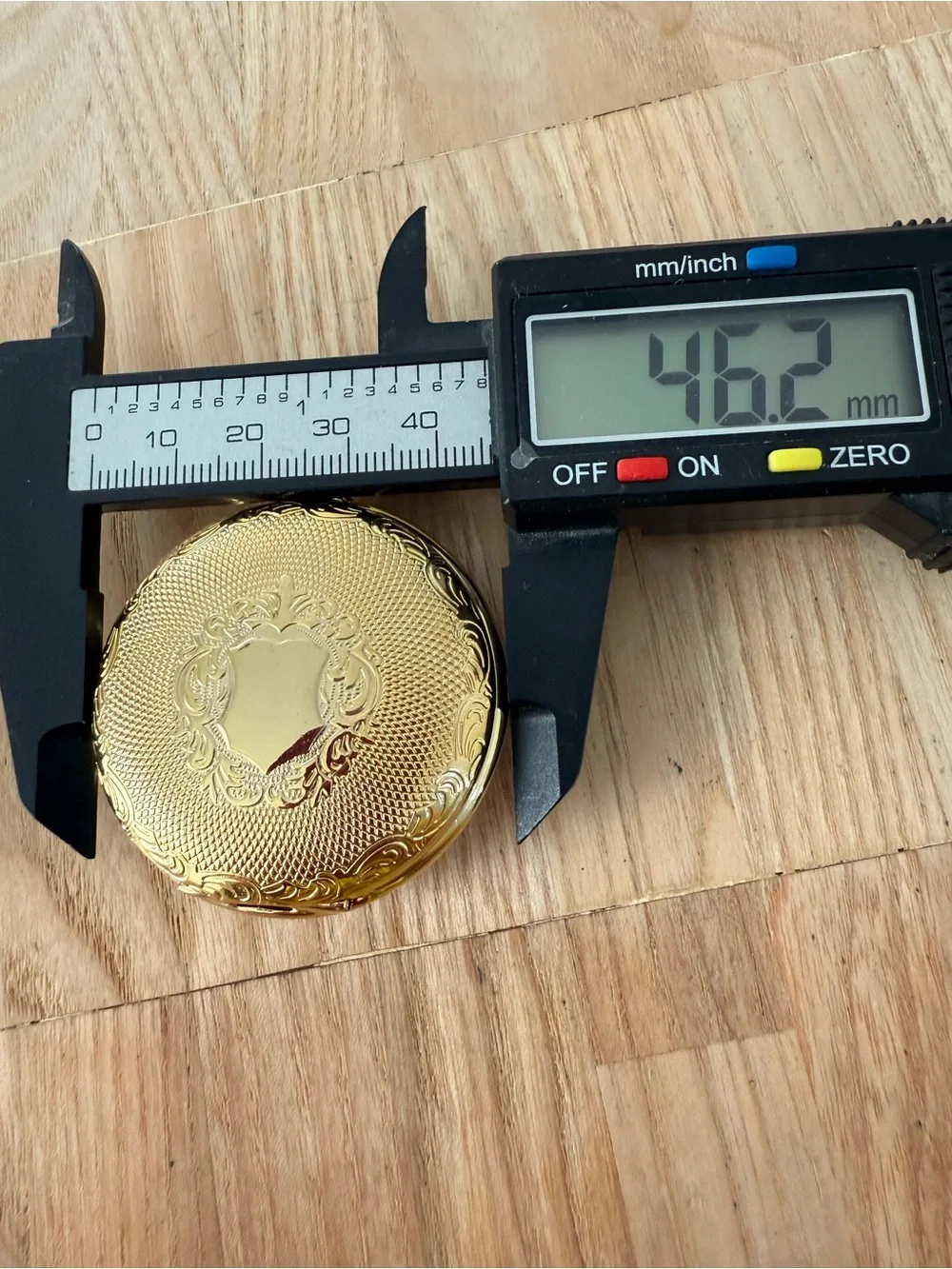 Geneva gold tone pocket watch NEW BATTERY